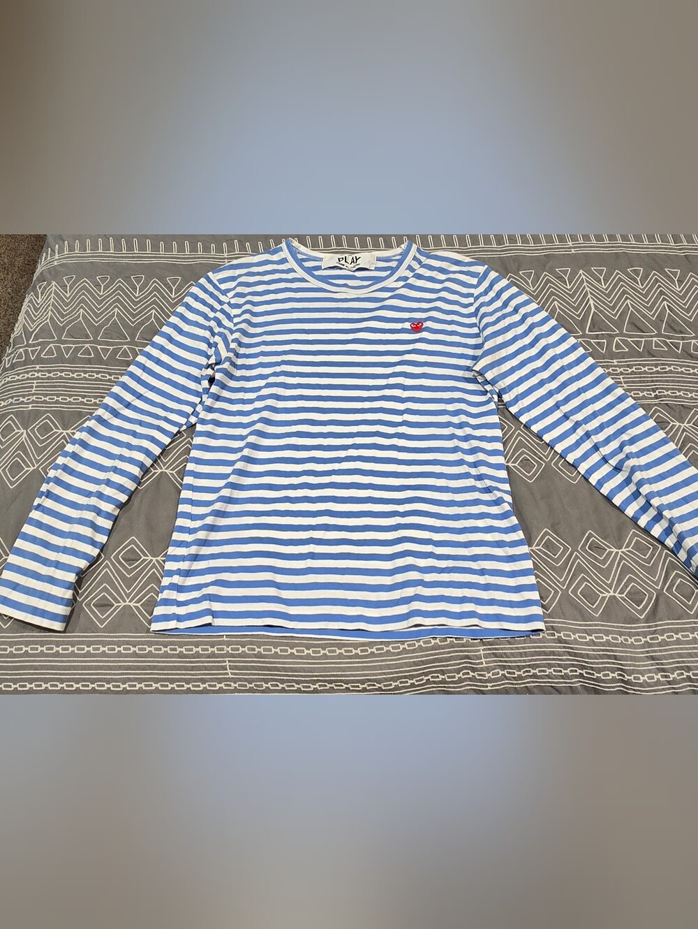Comme Des Garcons PLAY Crewneck Striped Heart Patch Longsleeve Size Small